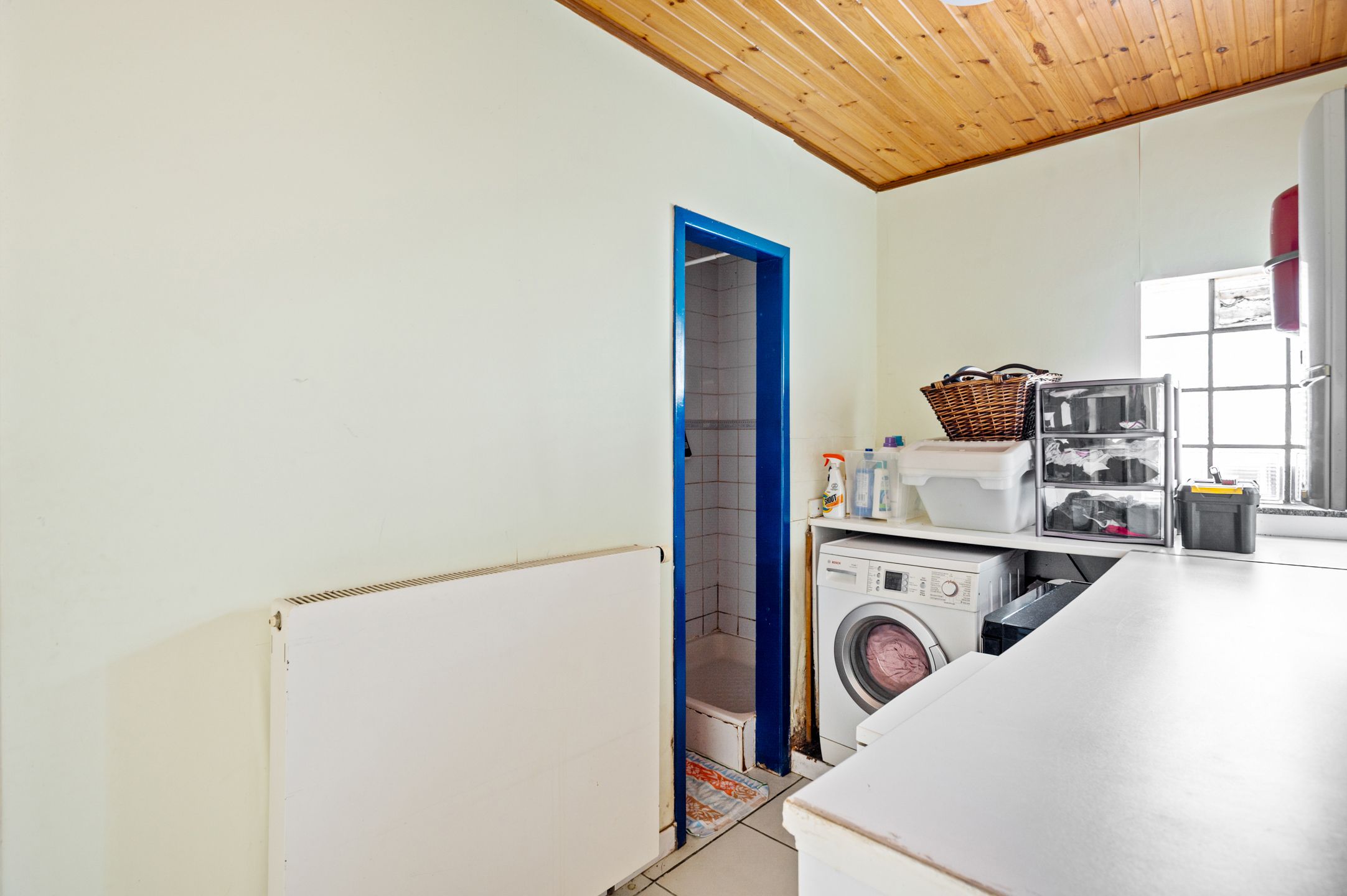 Instapklare woning met 4 slaapkamers, terras, tuin en garage foto 10