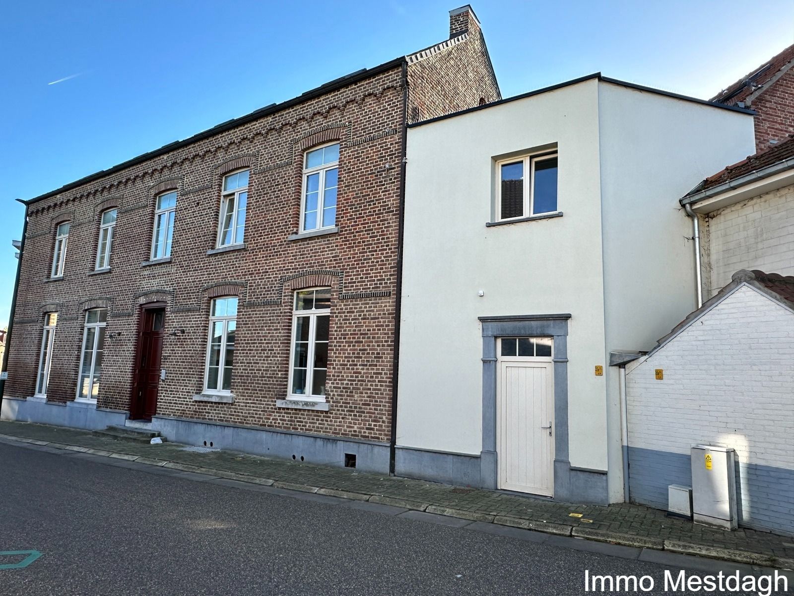 Opbrengsteigendom met 4 appartementen, 3 terrassen foto 2