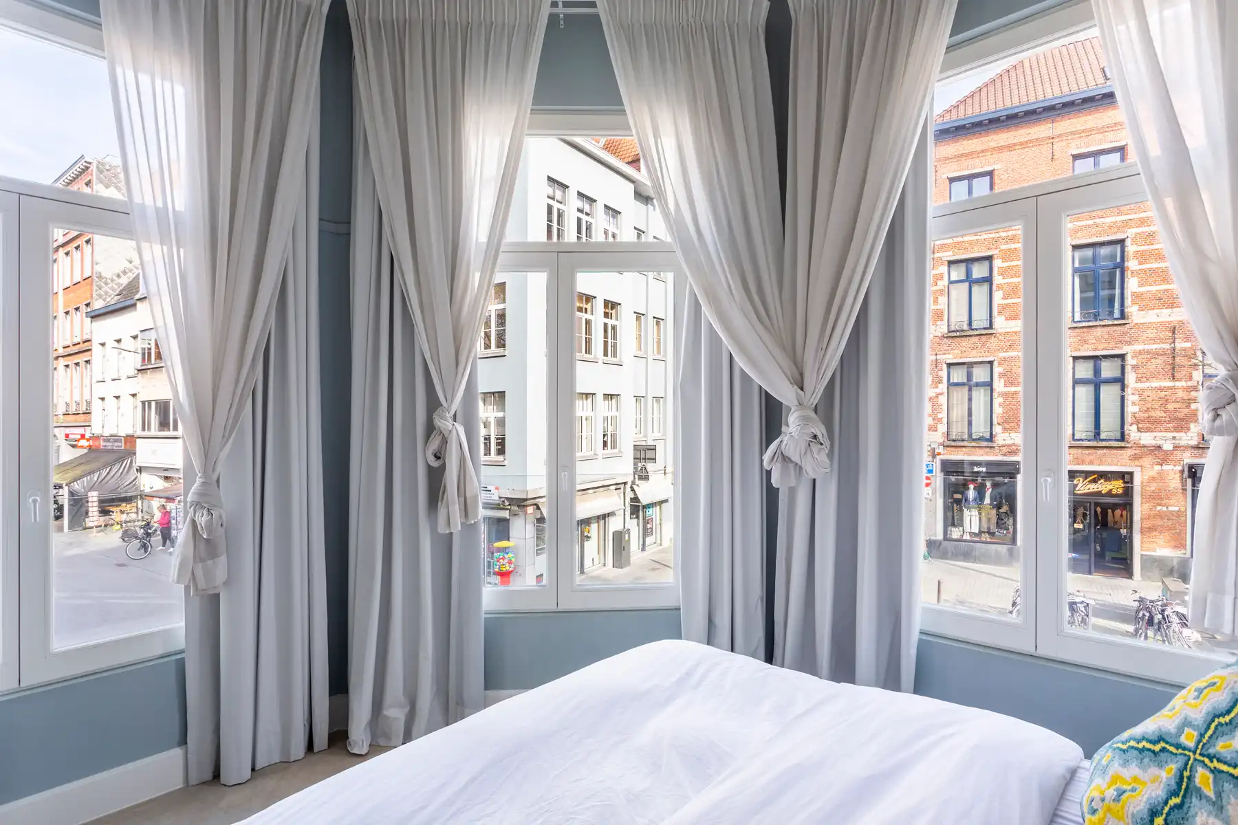 Stijlvol&nbsp;bemeubeld&nbsp;2 slpk appartement op toplocatie! foto 9