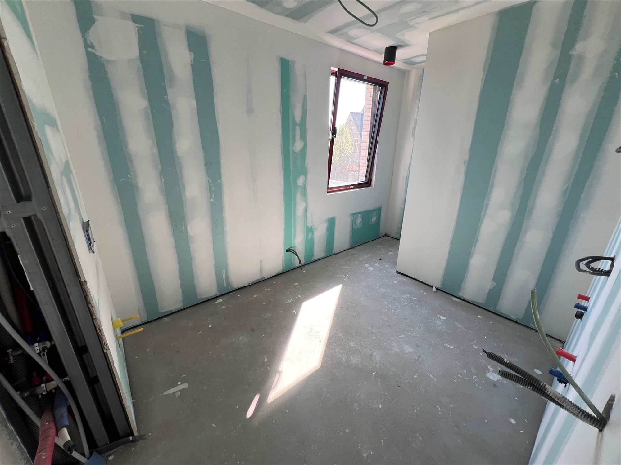 Duurzame Halfopen Woning met Boszicht foto 14