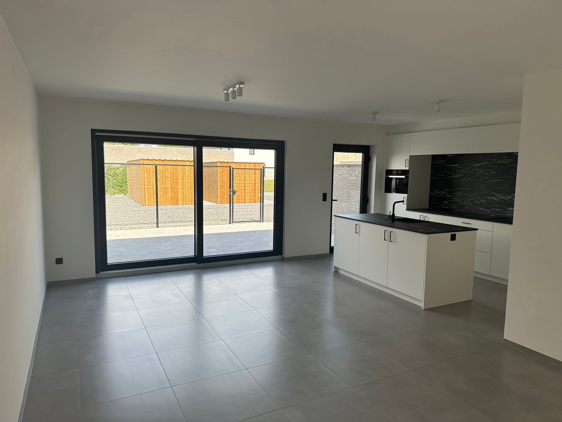 Appartement te huur foto 13