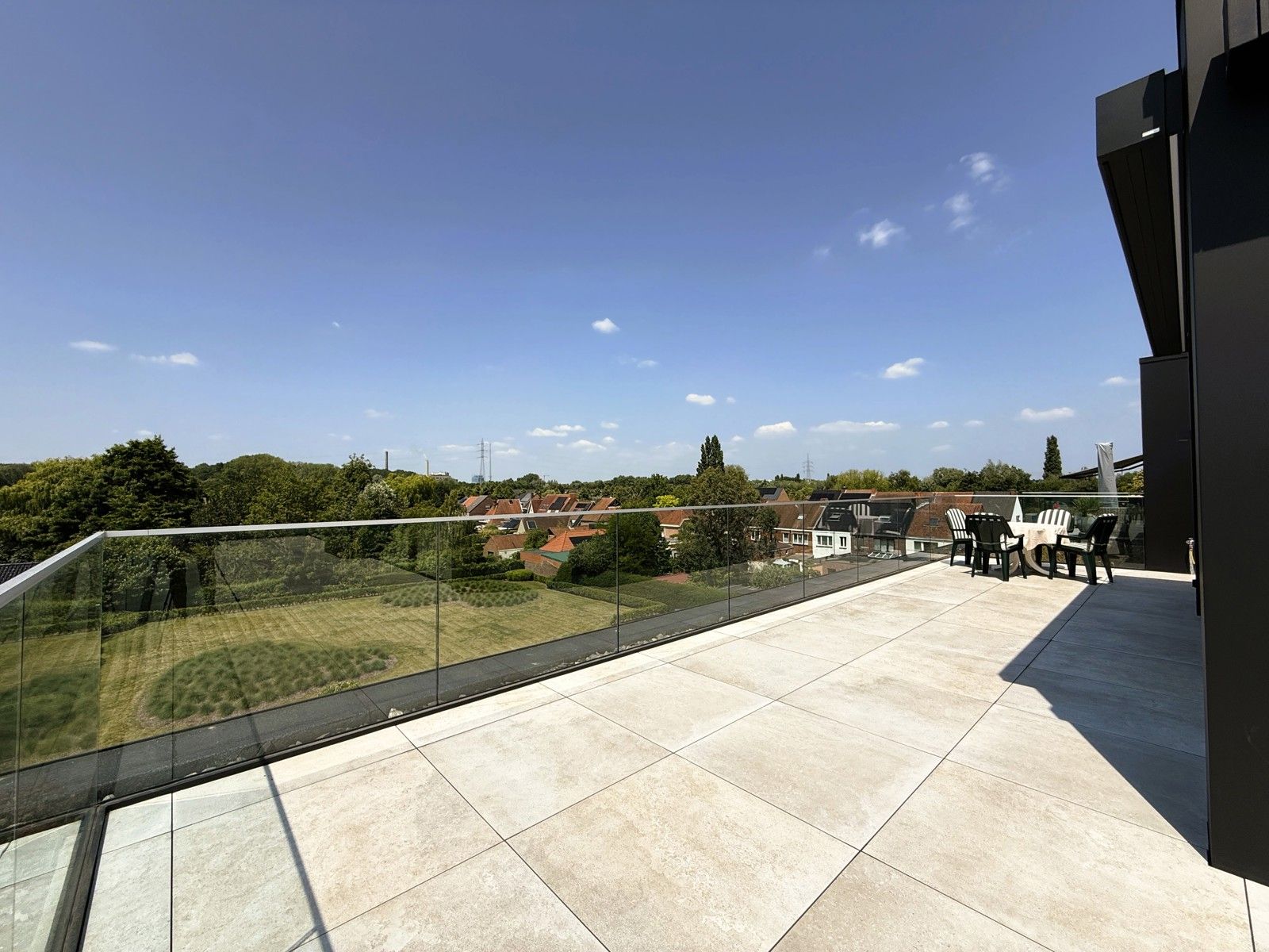 Appartement te huur foto 8
