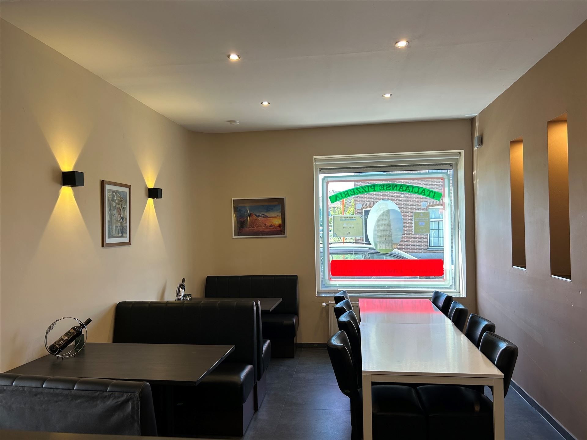 Handelspand foto {{pictureIndex}}