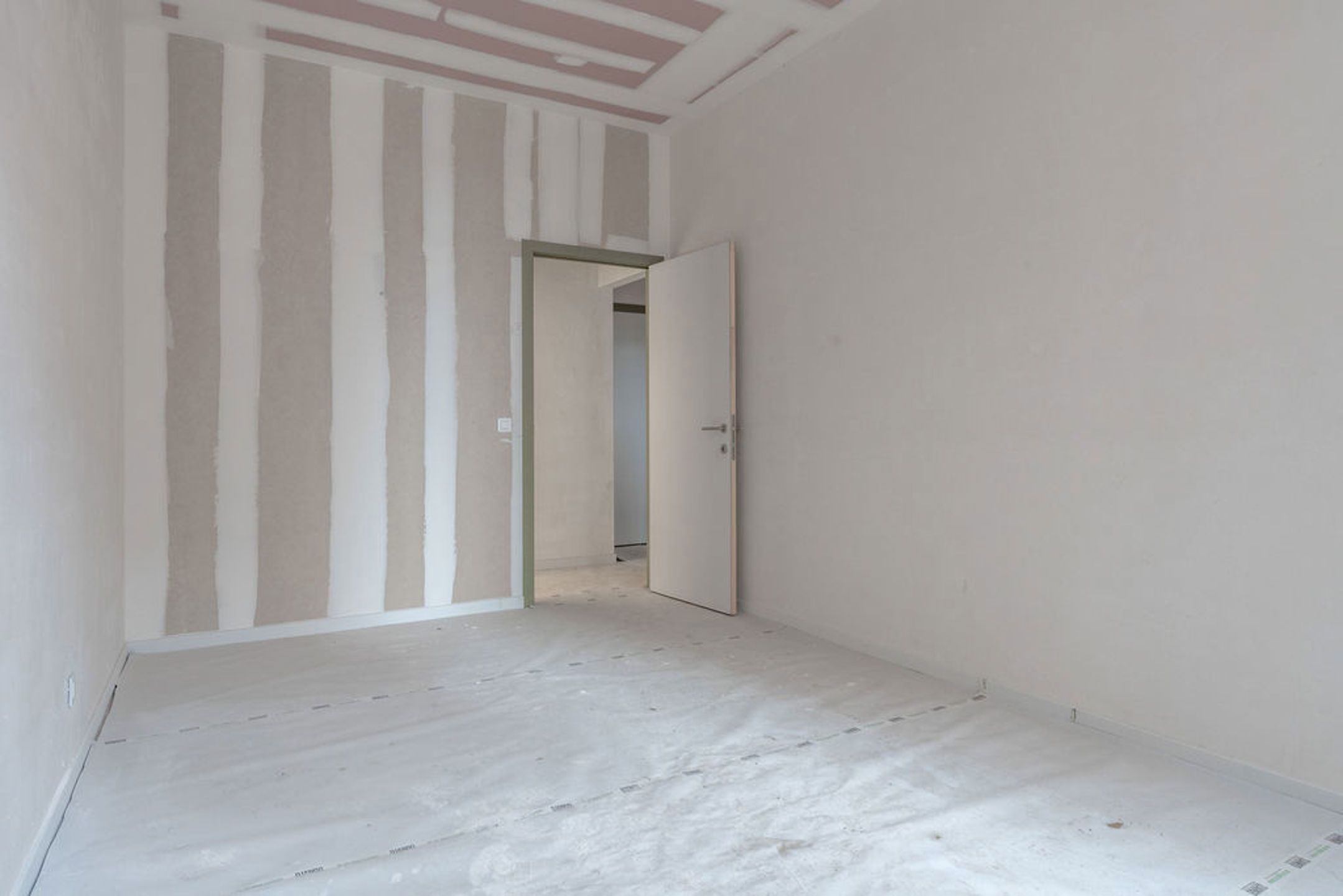 Uniek gelijkvloersappartement van 131 m² op rustige ligging foto 33