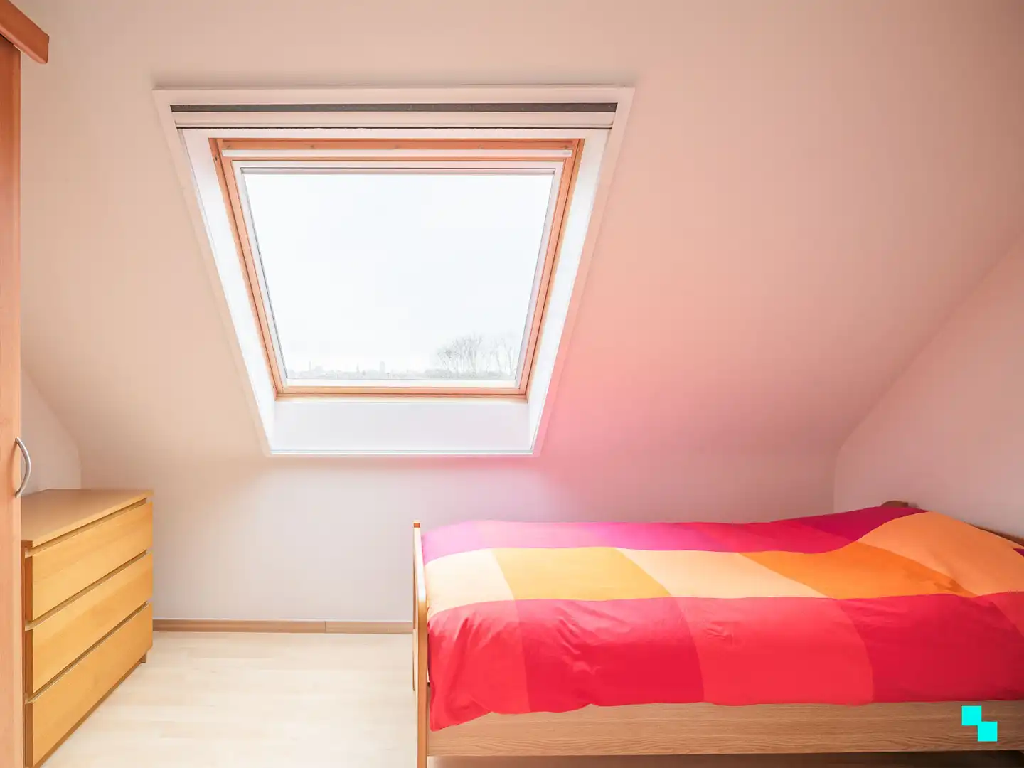 Lichtrijk duplexappartement met drie slaapkamers aan de rand van Gent foto 21