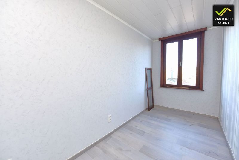Te koop: Gezinswoning met 3 slaapkamers en tuin in Eeklo foto 7