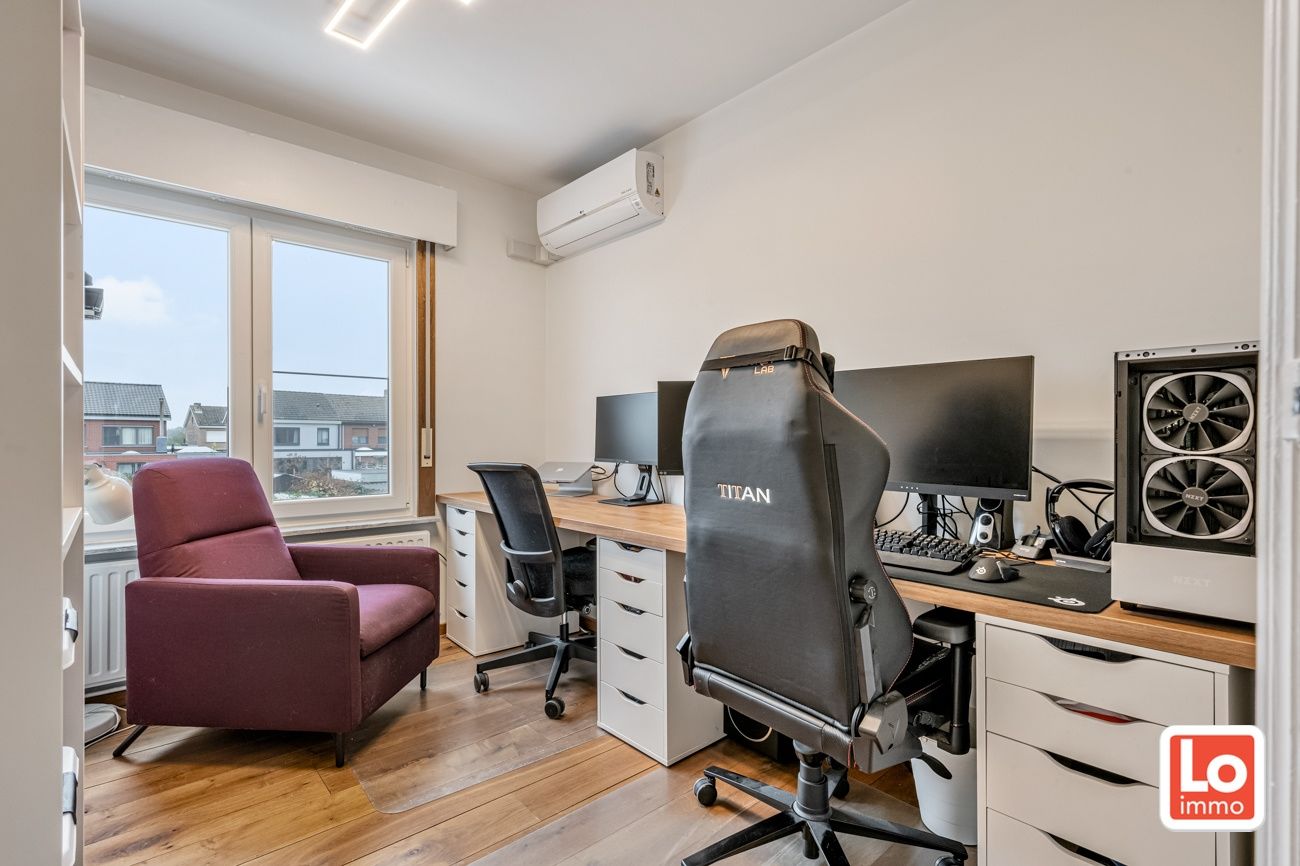 Instapklare gesloten bebouwing met garage op een rustige en goede locatie in wijk ‘Lobos’ nabij het centrum van Lochristi! foto 14