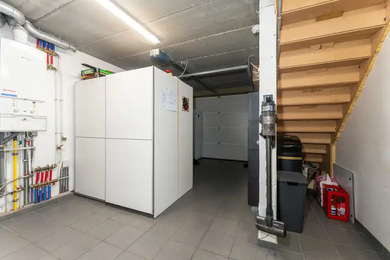 HOOGLEDE – Moderne gezinswoning met zonnige tuin en tal van extra’s! opp. 351 m² foto 9