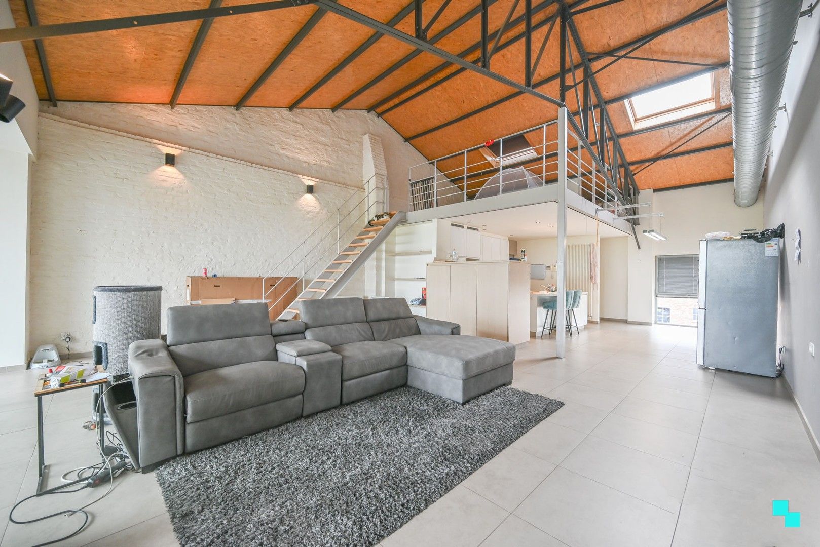 Verrassend ruim duplex appartement in Ooigem foto 4