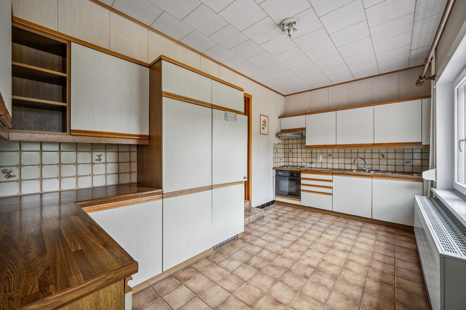 Ruime open bebouwing met tuin, terras, garage en 3 slaapkamers in Wange foto 9
