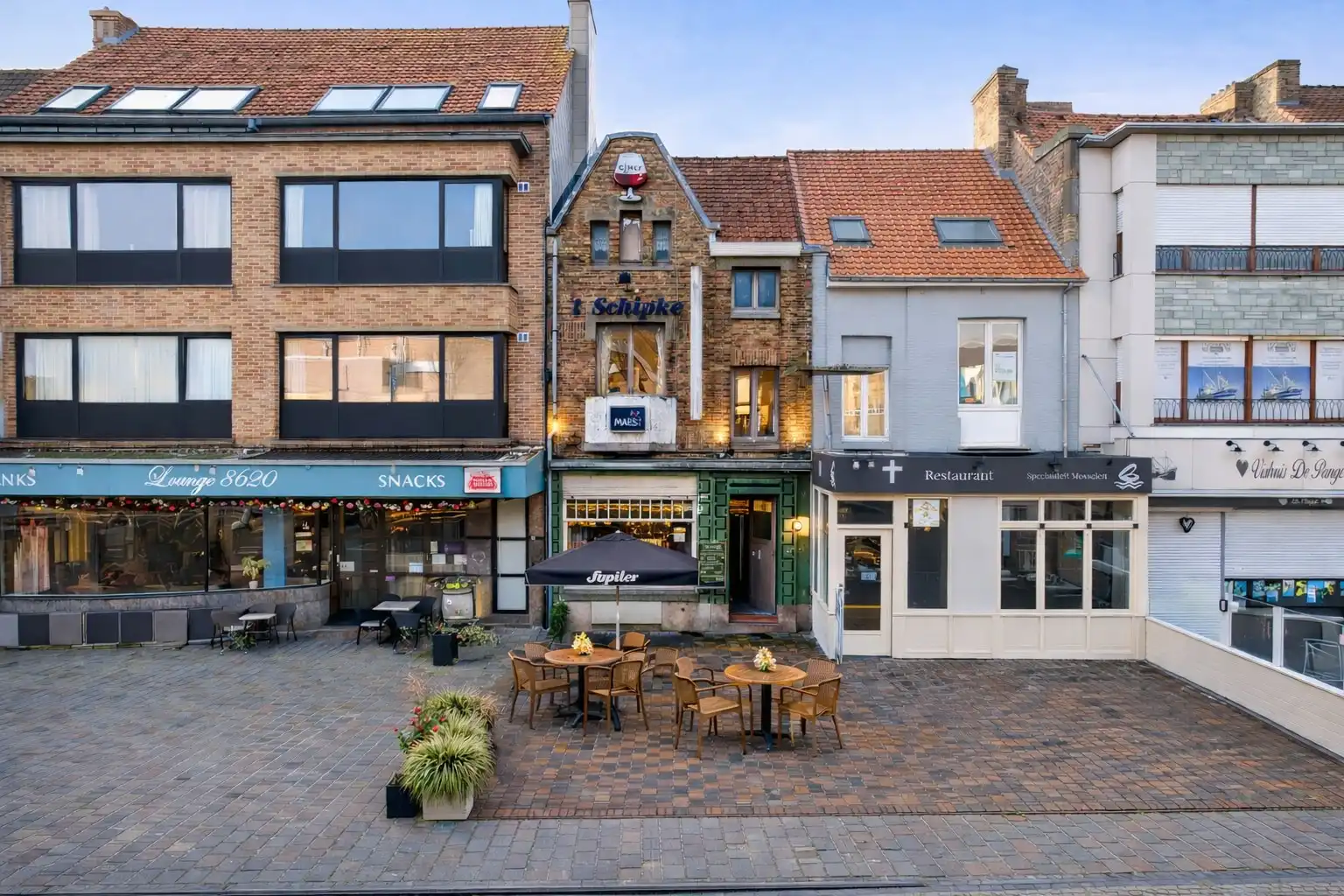 Handelshuis / projectgrond op topligging aan de Kaai – Nieuwpoort-Stad foto 1