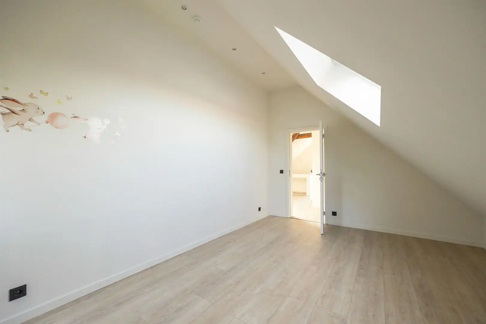 Villa Ullens. Het prachtig gerenoveerde kasteel in hartje Schoten foto 29