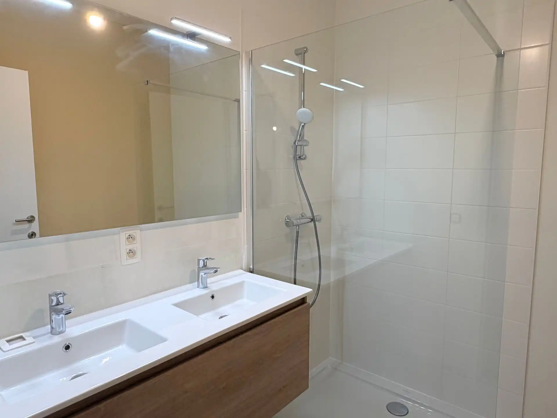 Gelijkvloers appartement met 3 slaapkamers foto 13