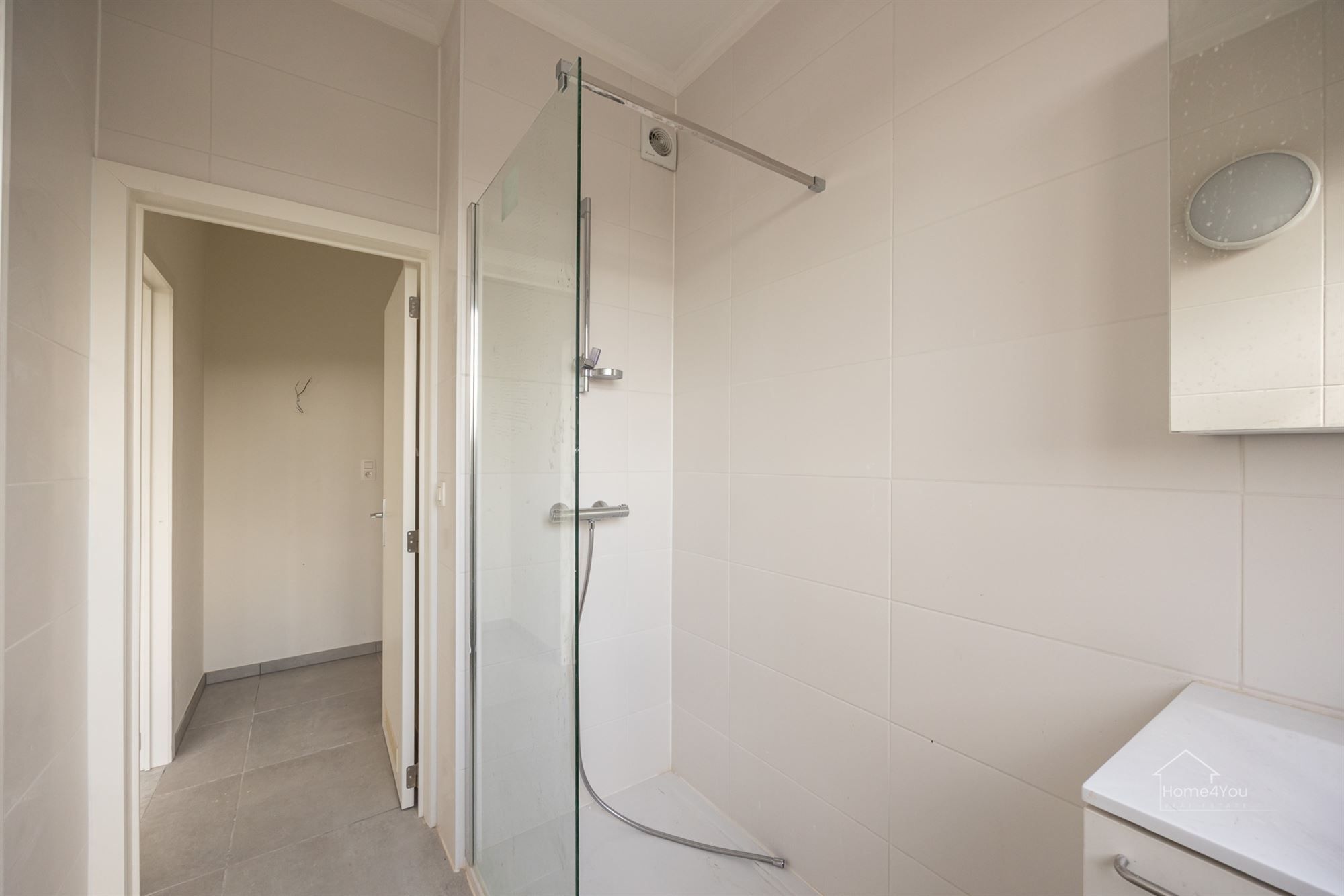 Modern 1-slaapkamer appartement te koop in Antwerpen! foto 8