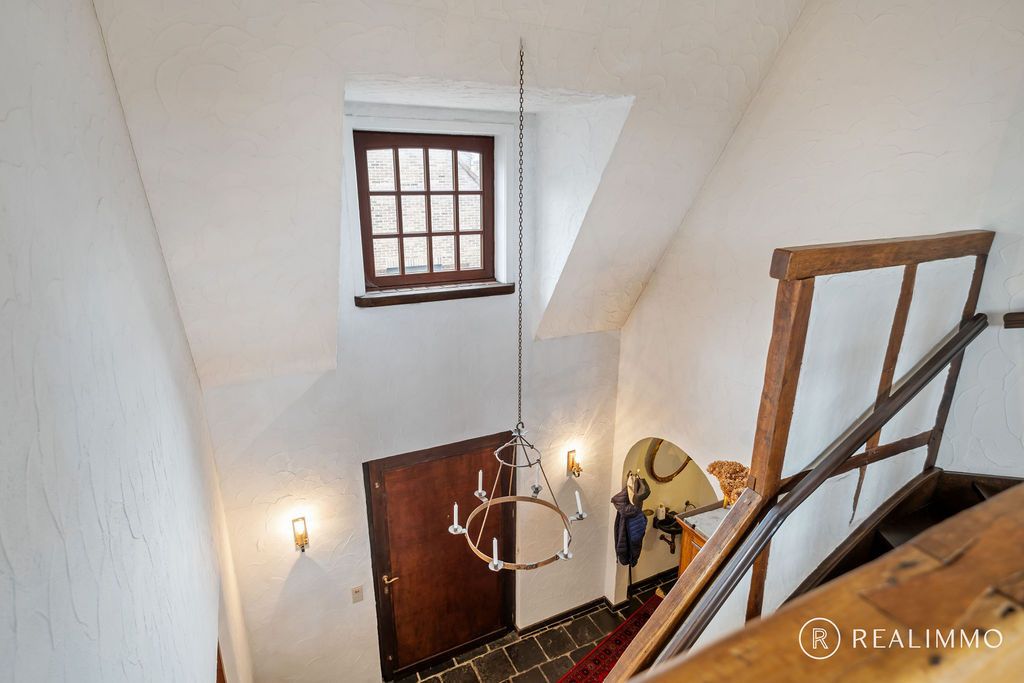 Karaktervolle rustig gelegen woning in Waarmaarde foto 6