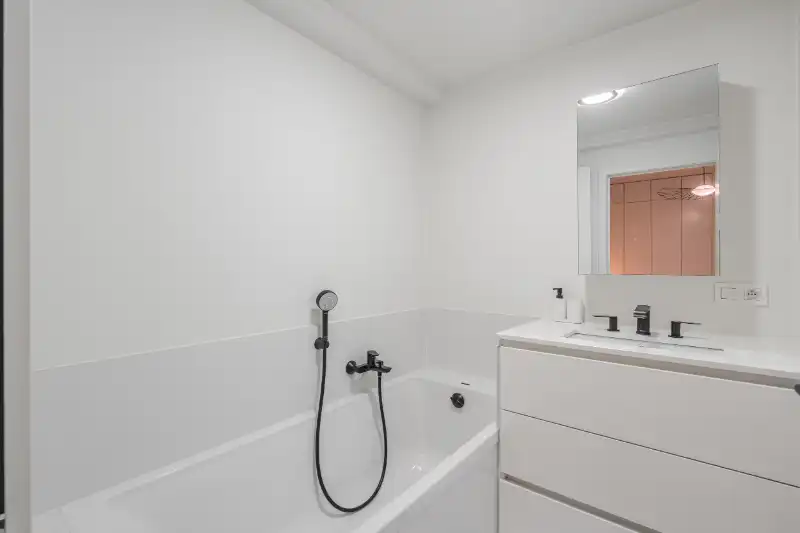 Mooi appartement met zijdelingszeezicht foto 24