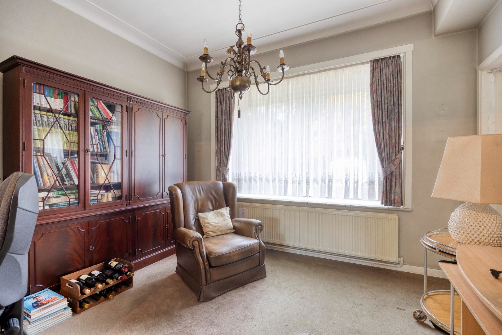 Ruime karaktervolle woning met 5 slaapkamers op een zonnig perceel van 12 are !  foto 6