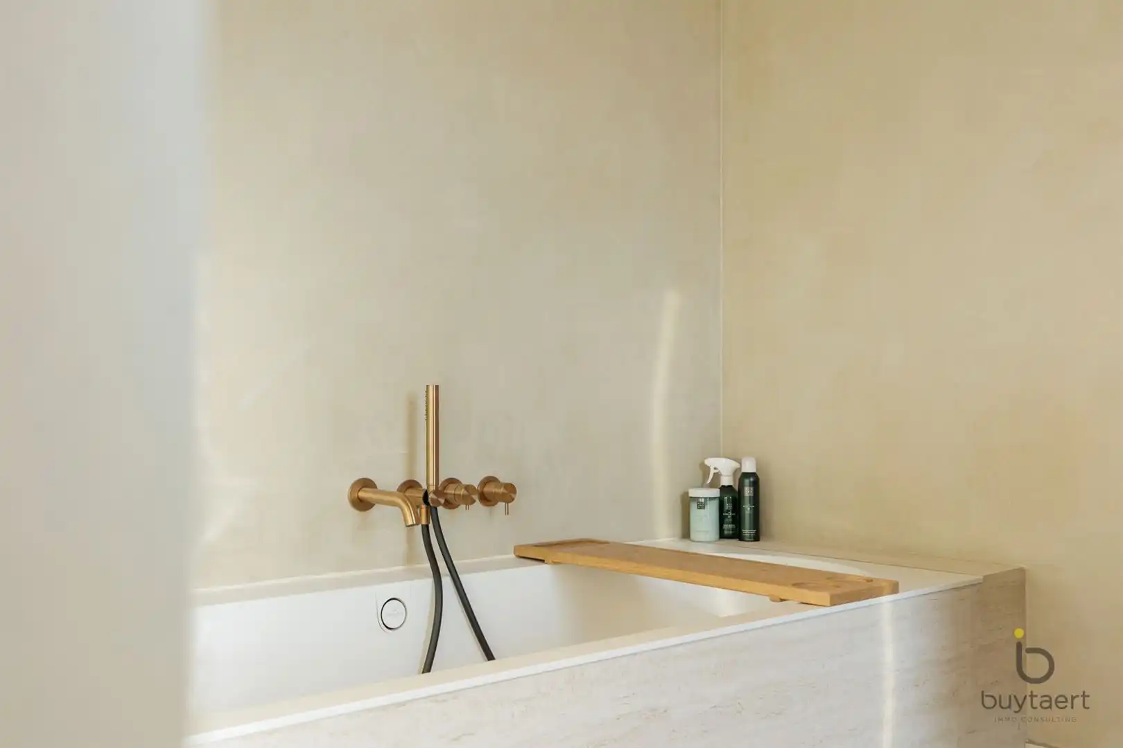 LUXUEUZE PENTHOUSE MET 2 SLAAPKAMERS EN ZUIDTERRAS IN HARTJE SCHILDE! foto 16
