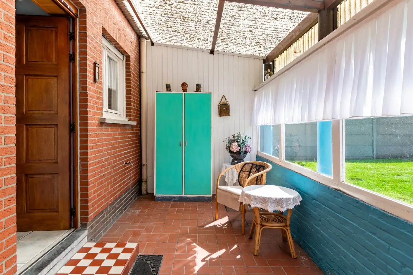 Vrijstaande, te renoveren woning met 3 à 4 slpk., garage en zuid-tuin foto 17