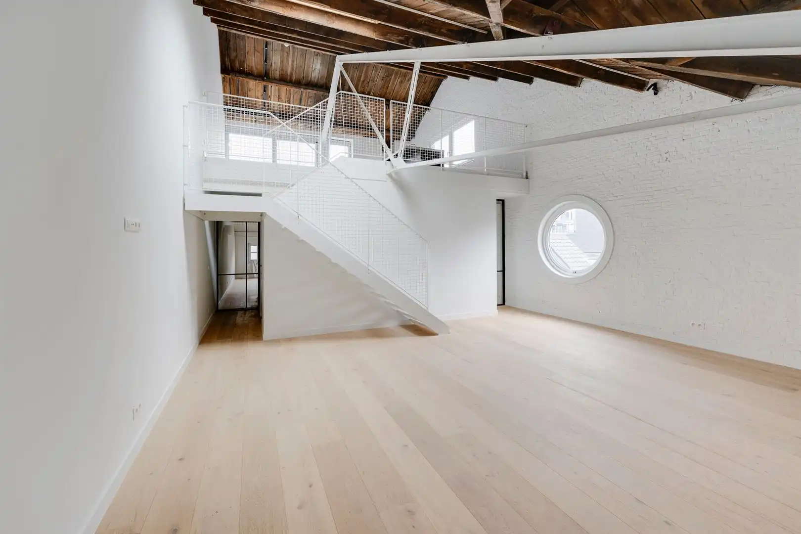 Industriële loft met 3 slaapkamers foto 7