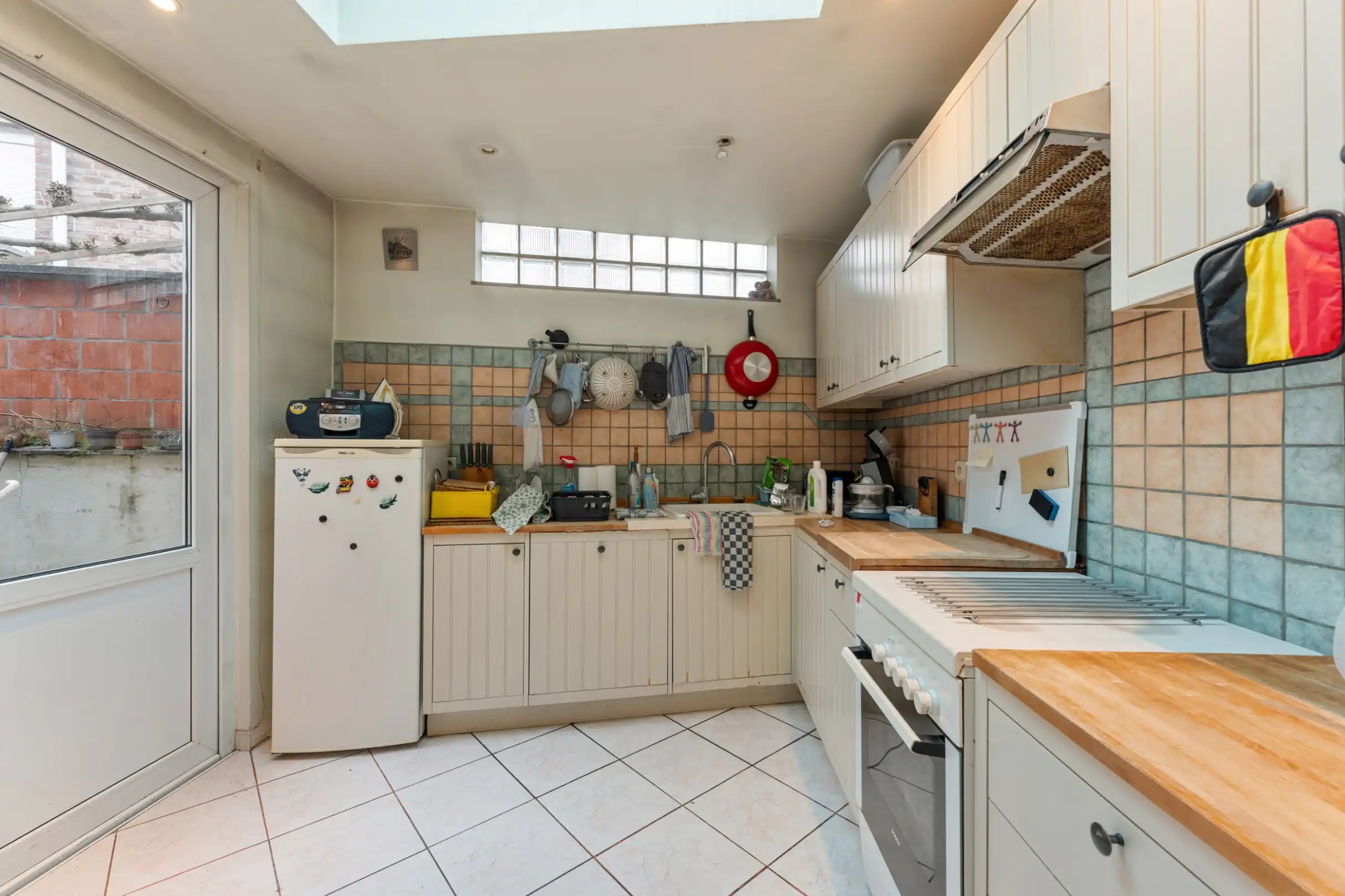 Charmante rijwoning op een toplocatie in hartje Tongeren. foto 10