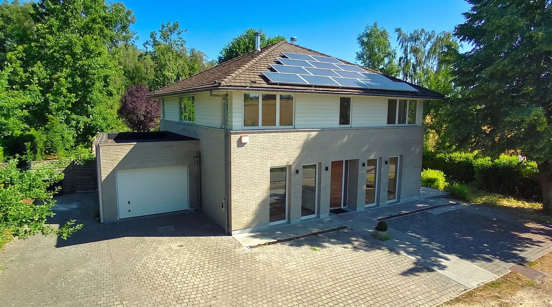 Villa met panoramisch zicht aan ingang van het Zoniënwoud foto 3