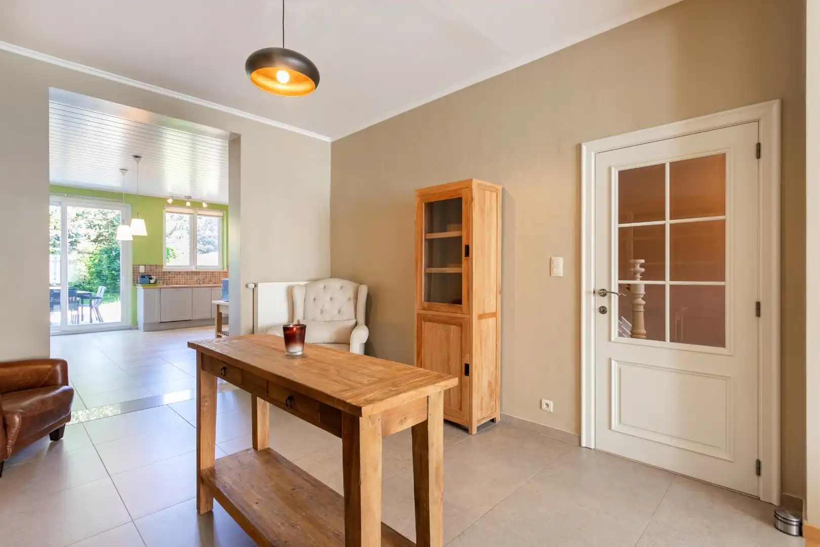 Instapklare woning met 3 slpk, oprit en tuin te Halle foto 6