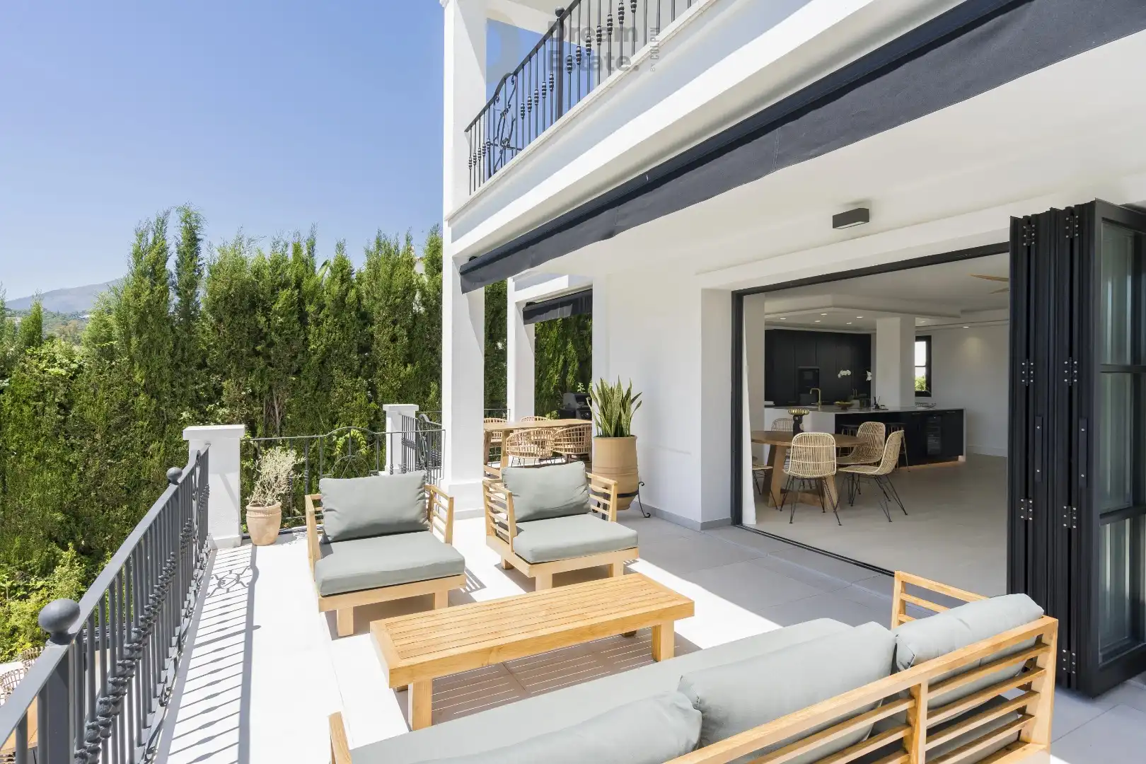 Een mooie ruime villa in de exclusieve afgesloten gemeenschap van Puerto del Capitán, Nueva Andalucia. foto 34