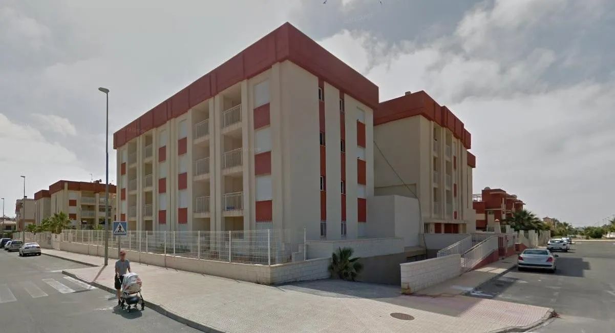 Gerenoveerde appartementen op toplocatie - wonen in stijl in Lomas de Cabo Roig foto {{pictureIndex}}