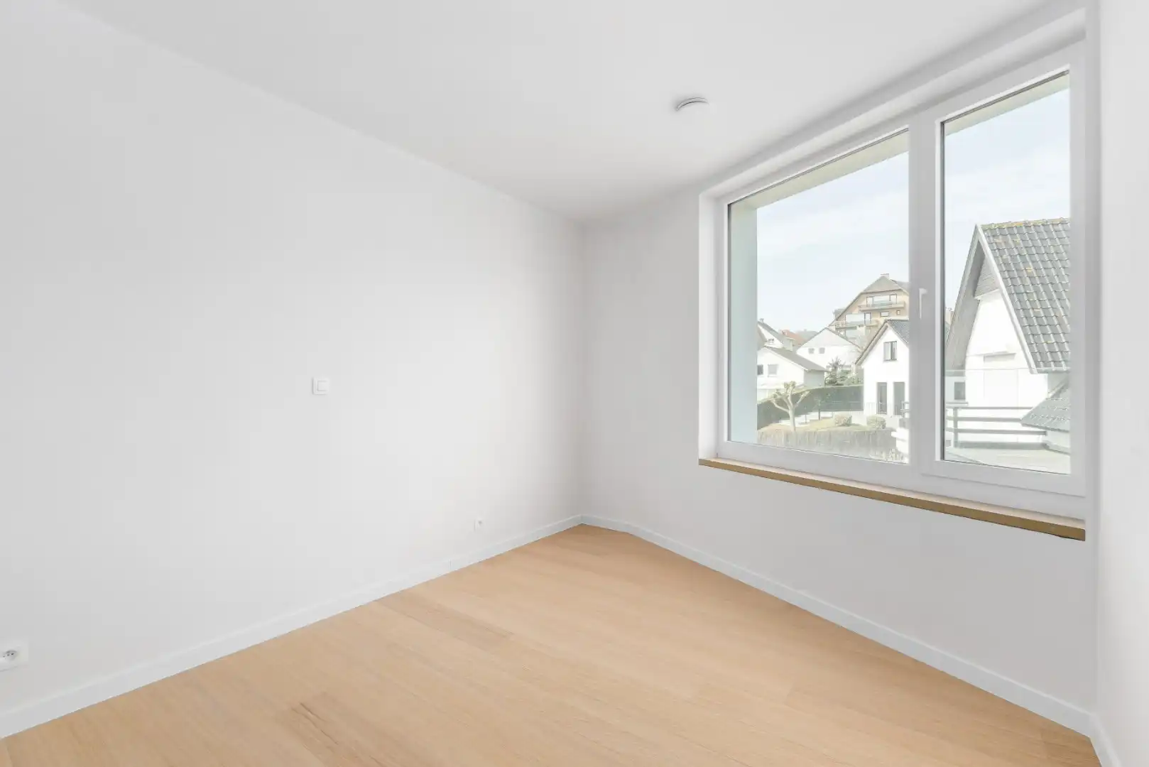 PRACHTIG NIEUWBOUWAPPARTEMENT OP 200 METER VAN DE ZEEDIJK foto 9