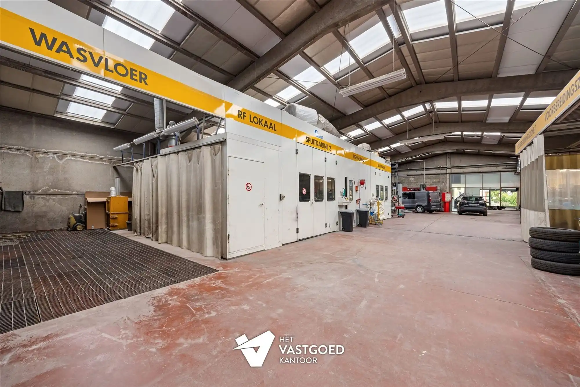 OVER TE NEMEN GARAGE (800M²) EN TANKSTATION GELEGEN OP EEN PERCEEL VAN 2727M² TE HAM foto 30