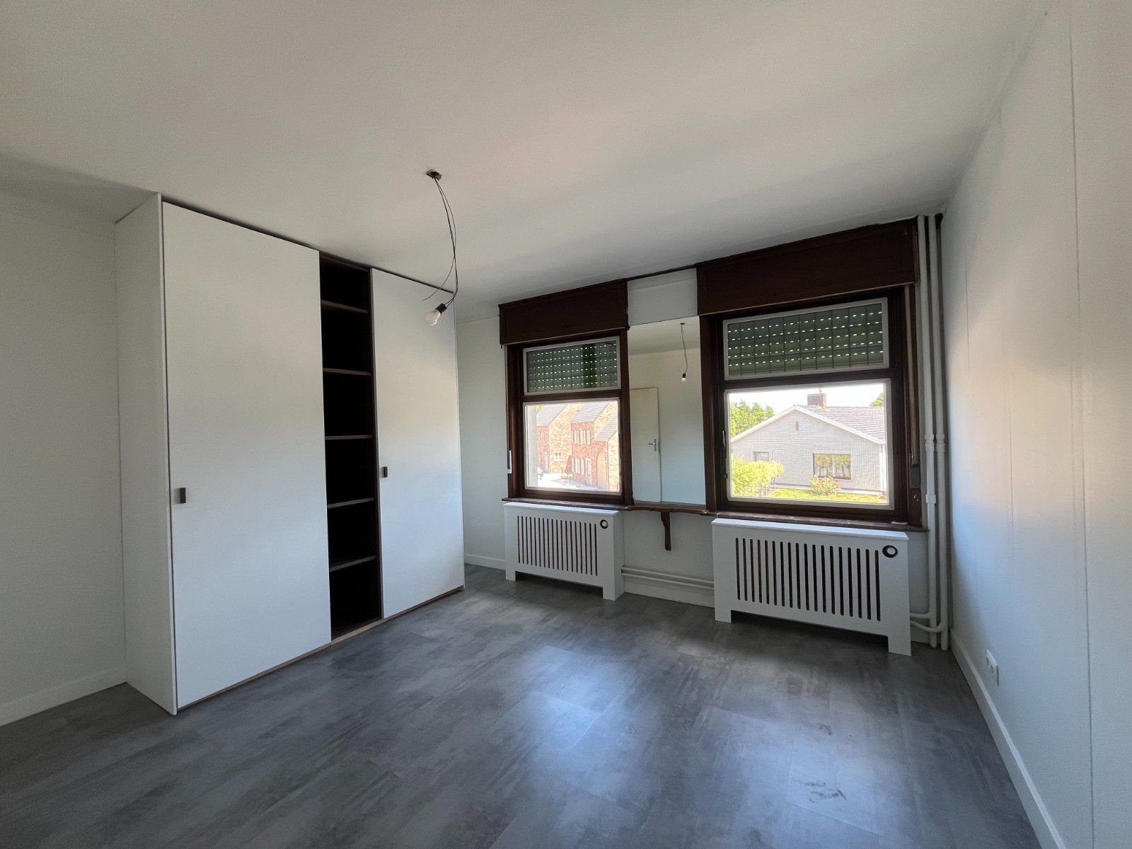 Te Huur: Karaktervolle, gerenoveerde woning met 6 slaapkamers in Kruisem foto 17