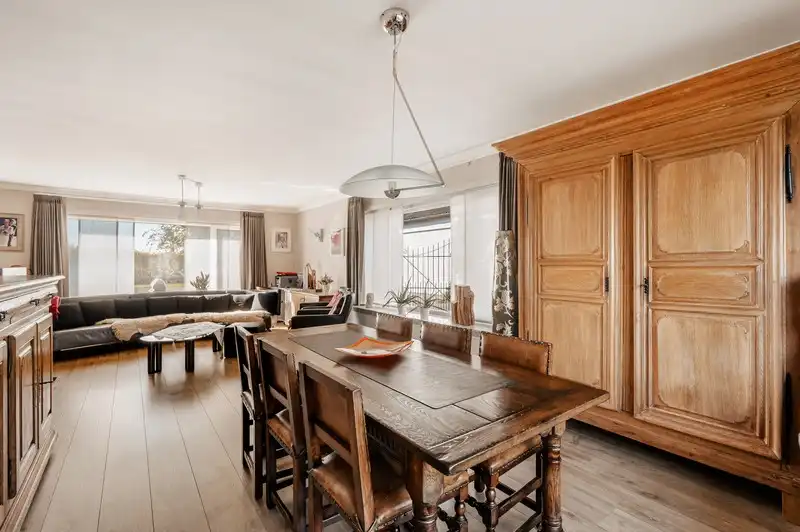 Landelijke woning te Alveringem, vergund voor residentieel wonen met plattelandstoerisme foto 6