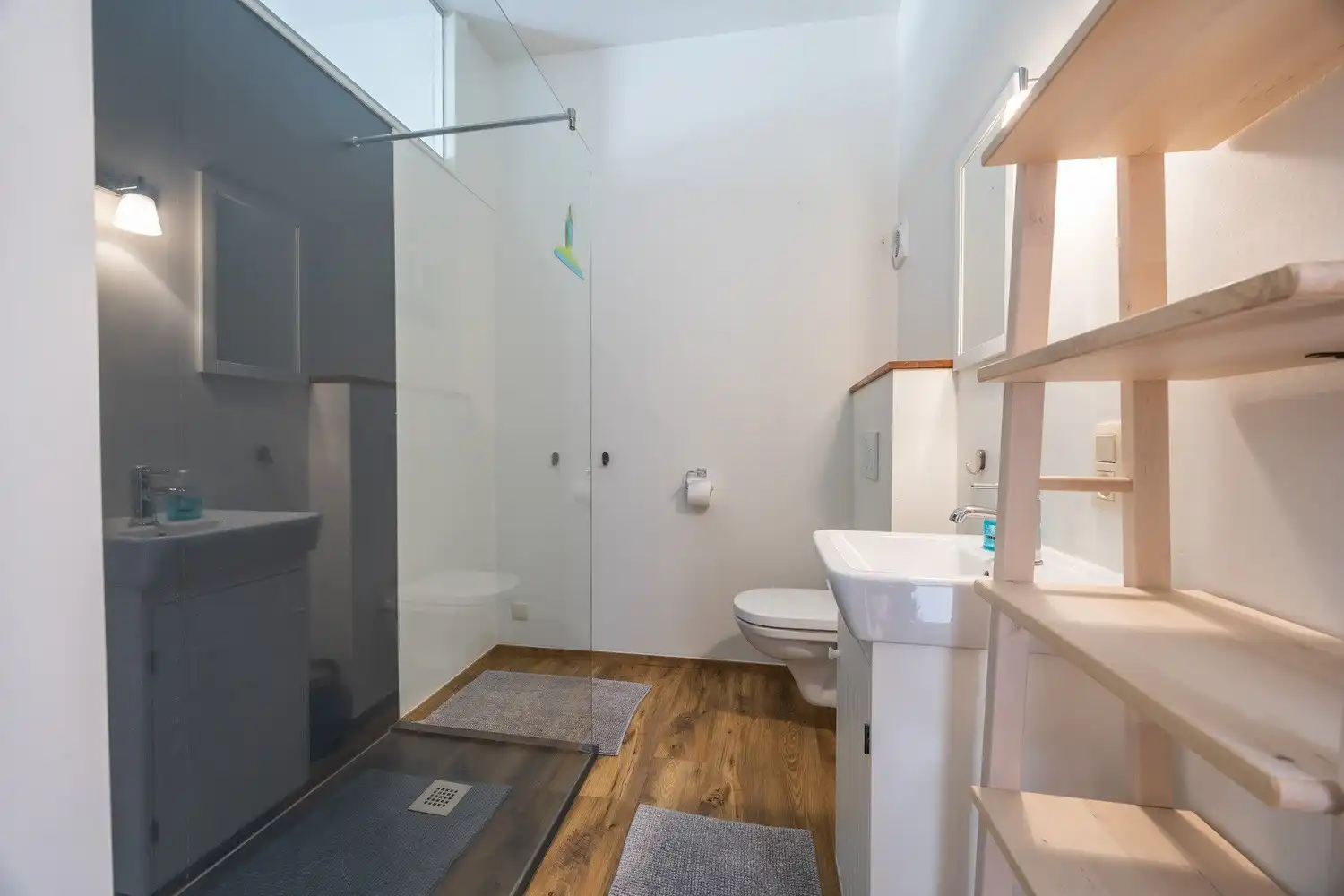MAGISTRAAL HERENHUIS IN HET CENTRUM VAN NIEUWPOORT-STAD – OFFICIËLE 4-STERREN VAKANTIEWONING MET APPARTEMENT, INKOMSTEN EN 2 GARAGES foto 27