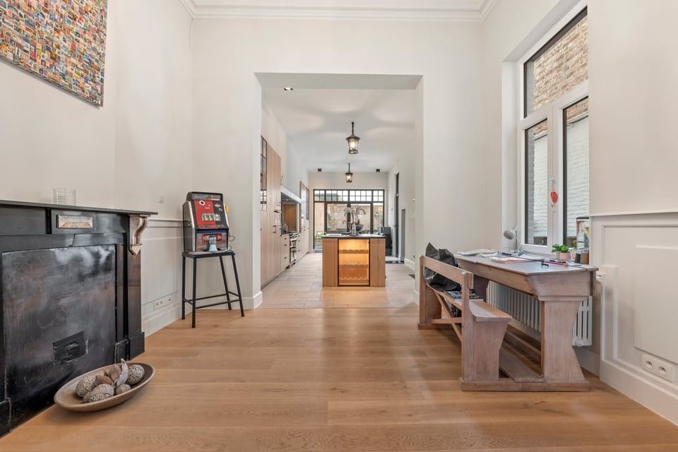 EXCLUSIEF HERENHUIS MET LUXUEUZE AFWERKING IN HET HART VAN SINT-TRUIDEN foto 7