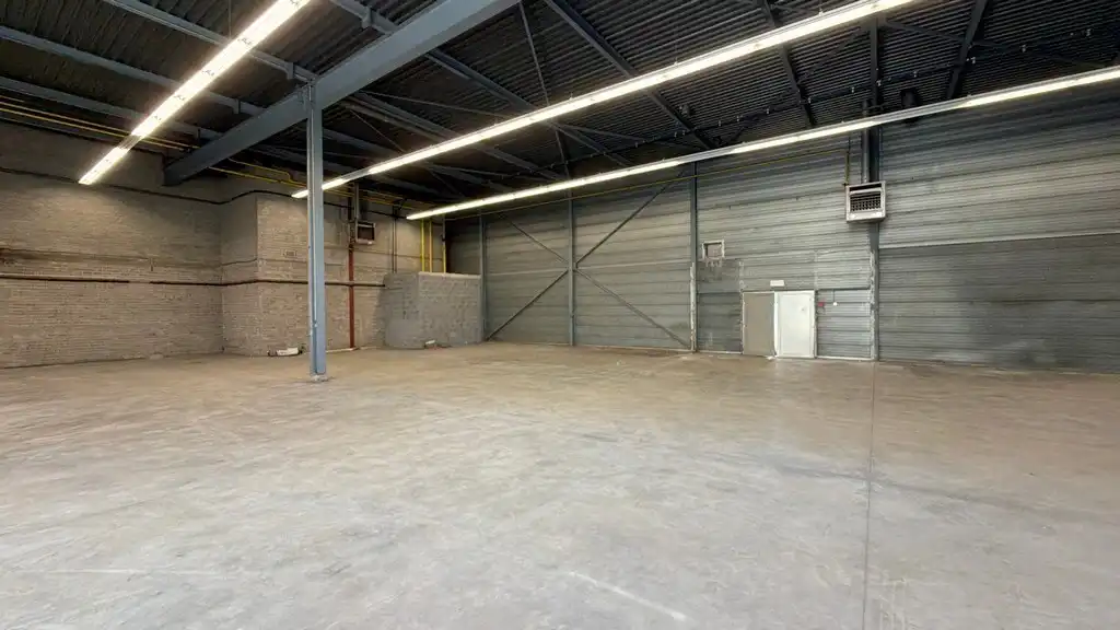 Magazijnunit te huur aan de haven van Antwerpen foto 10