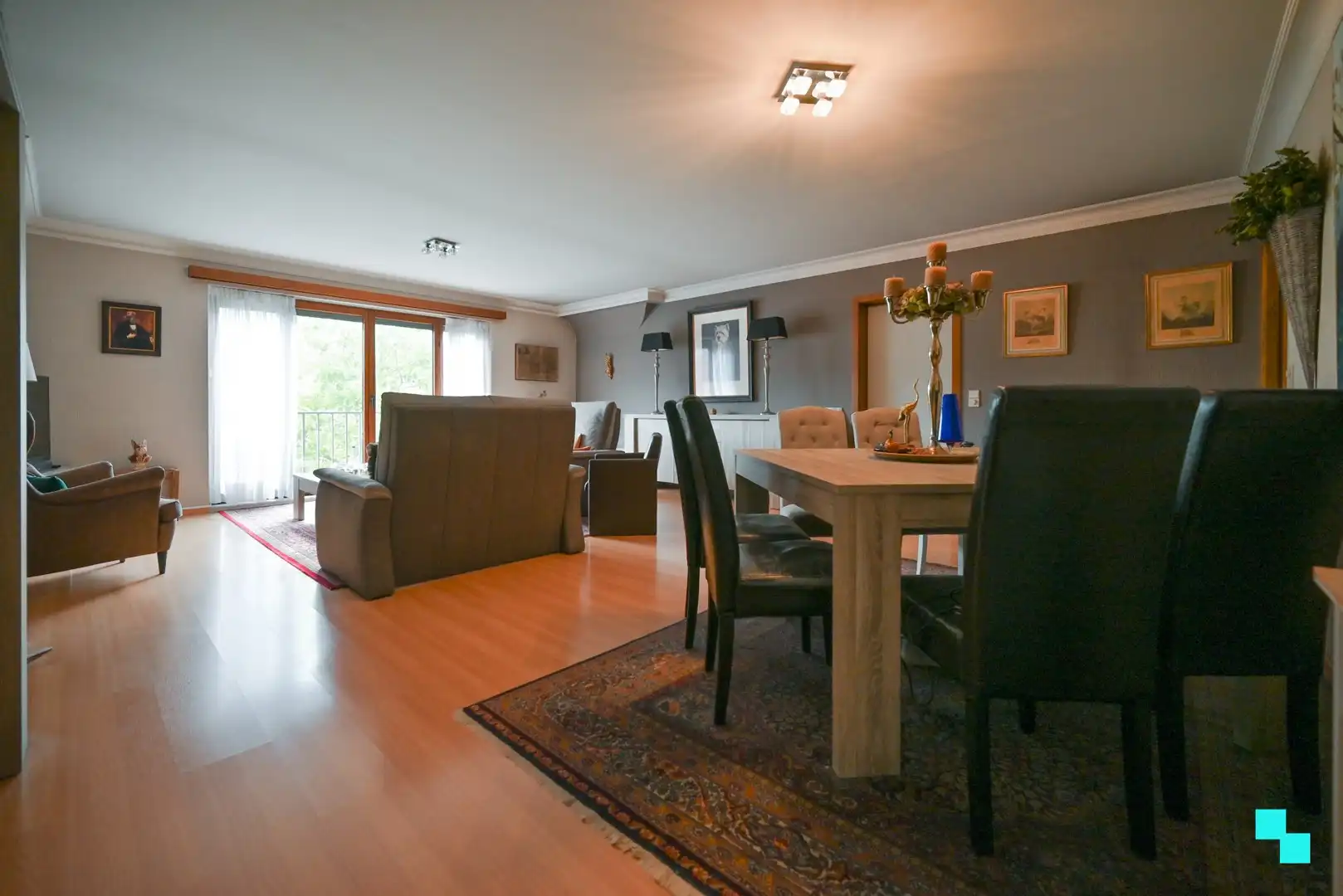 Drieslaapkamer appartement nabij de Grote Markt van Izegem foto 5