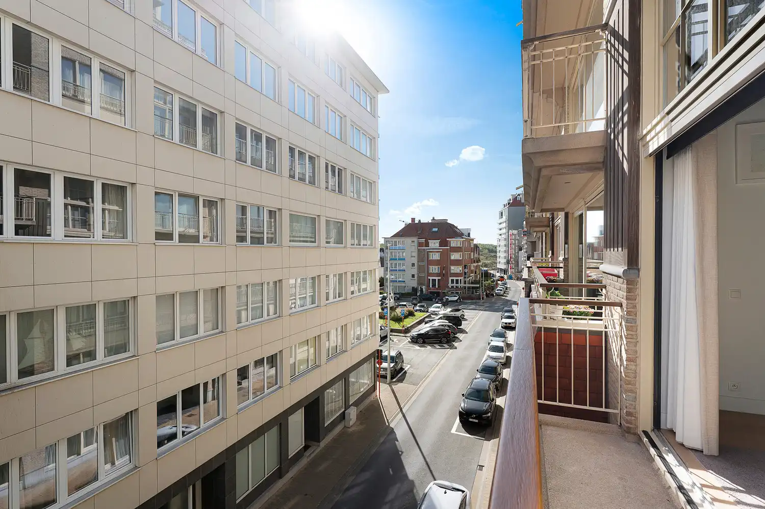 Prachtig appartement in een recent gebouw op enkele passen van de Zeedijk in Duinbergen foto 12