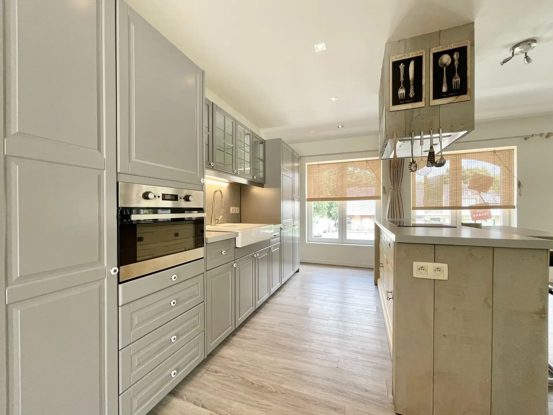 DUPLEX | 2 SLAAPKAMERS |ZONNETERRAS | 2 PARKEERPLAATSEN foto 5