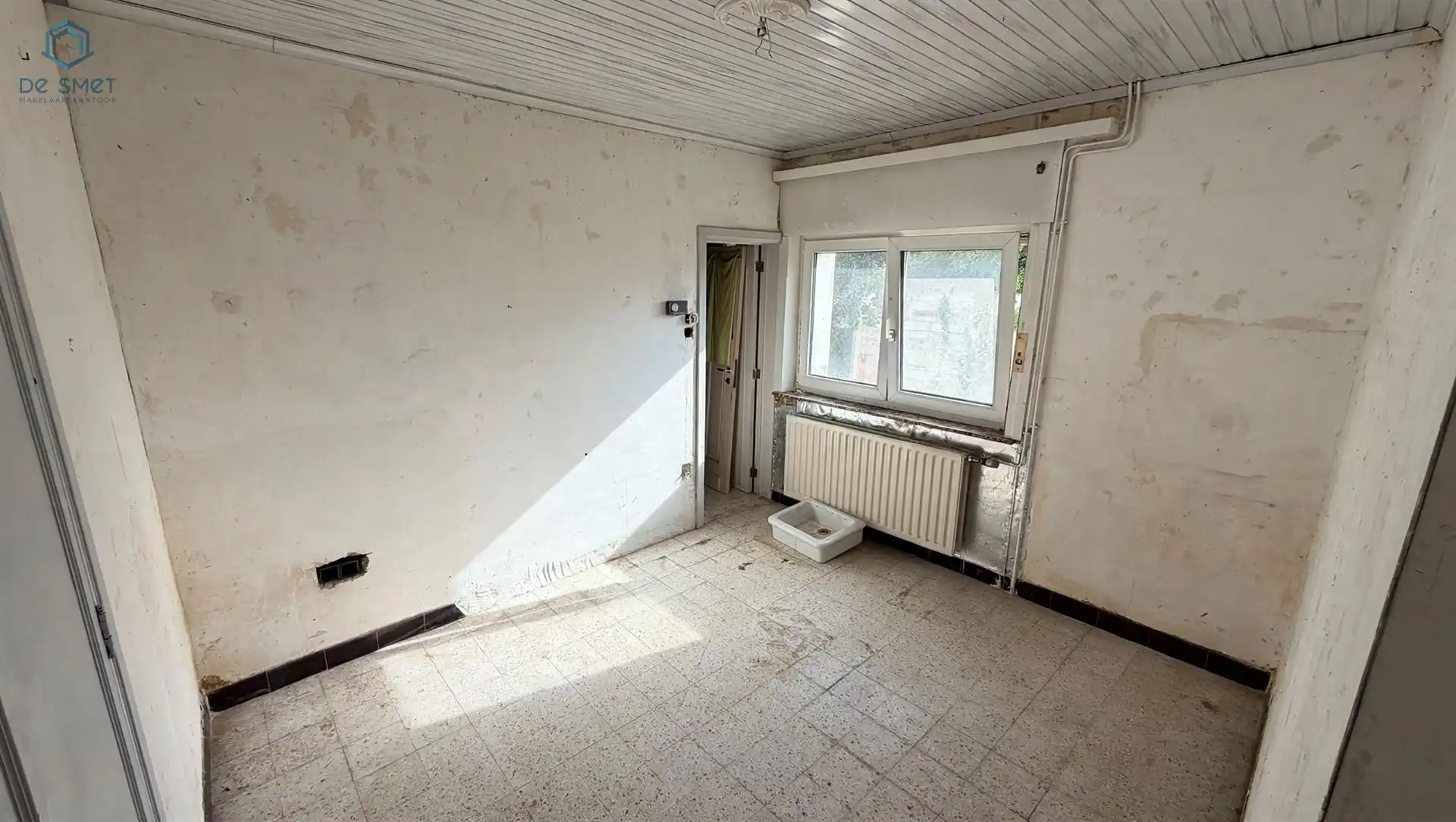 TE RENOVEREN WONING MET 3 SLAAPKAMERS, TUIN EN PRACHTIG UITZICHT IN PAJOTTEGEM foto 6