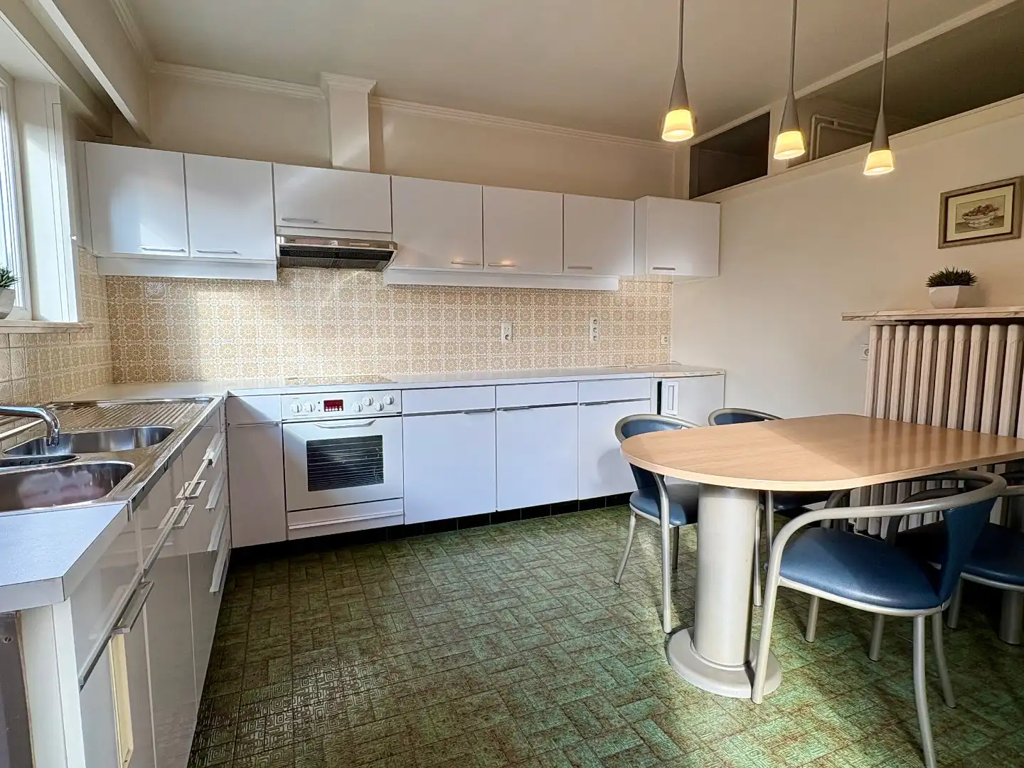 Ruime woning met 4 slaapkamers en diepe tuin in Heule foto 8