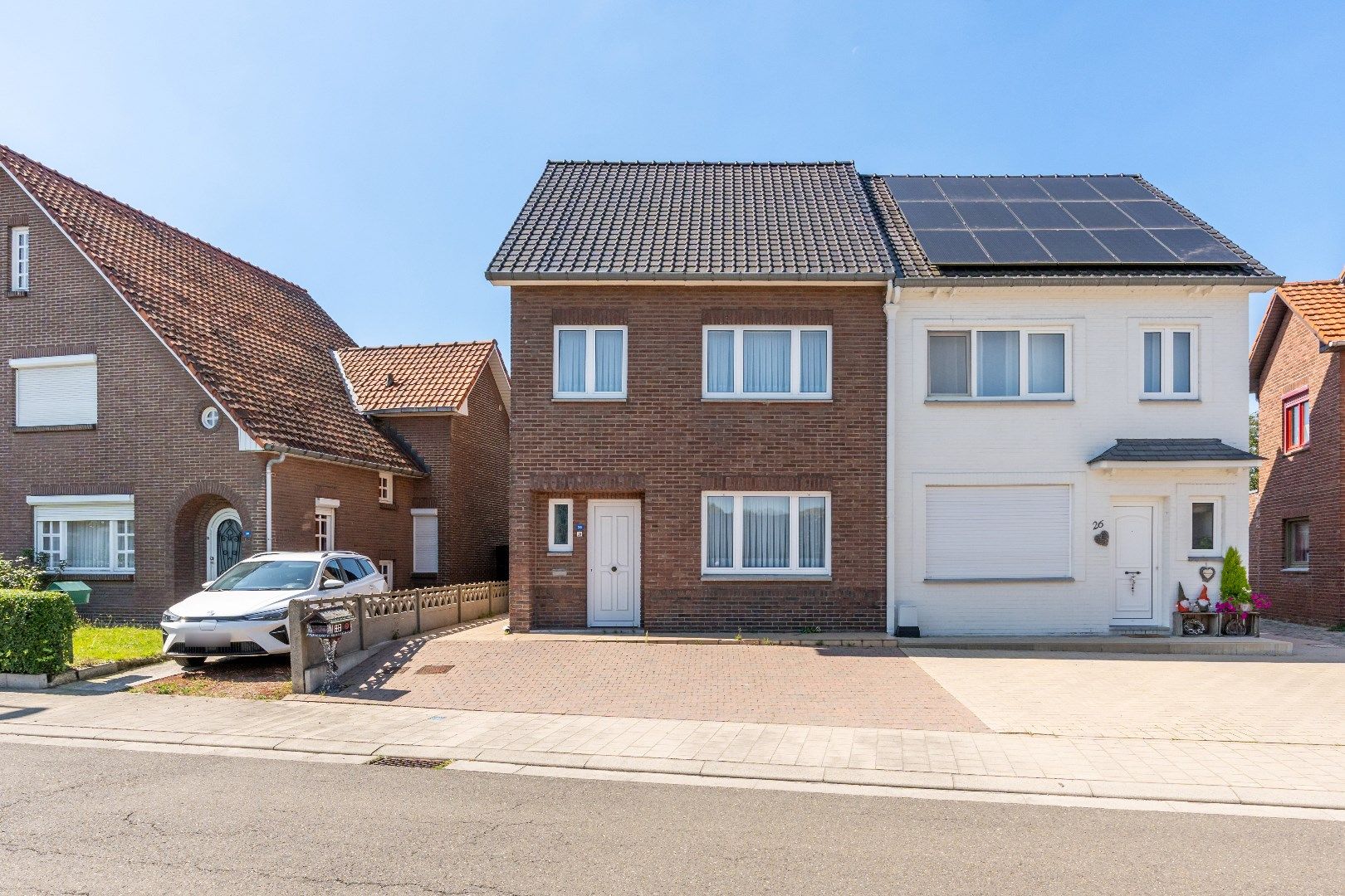 Hoofdfoto van de publicatie: Ruime woning met recente keuken en 3 slaapkamers.