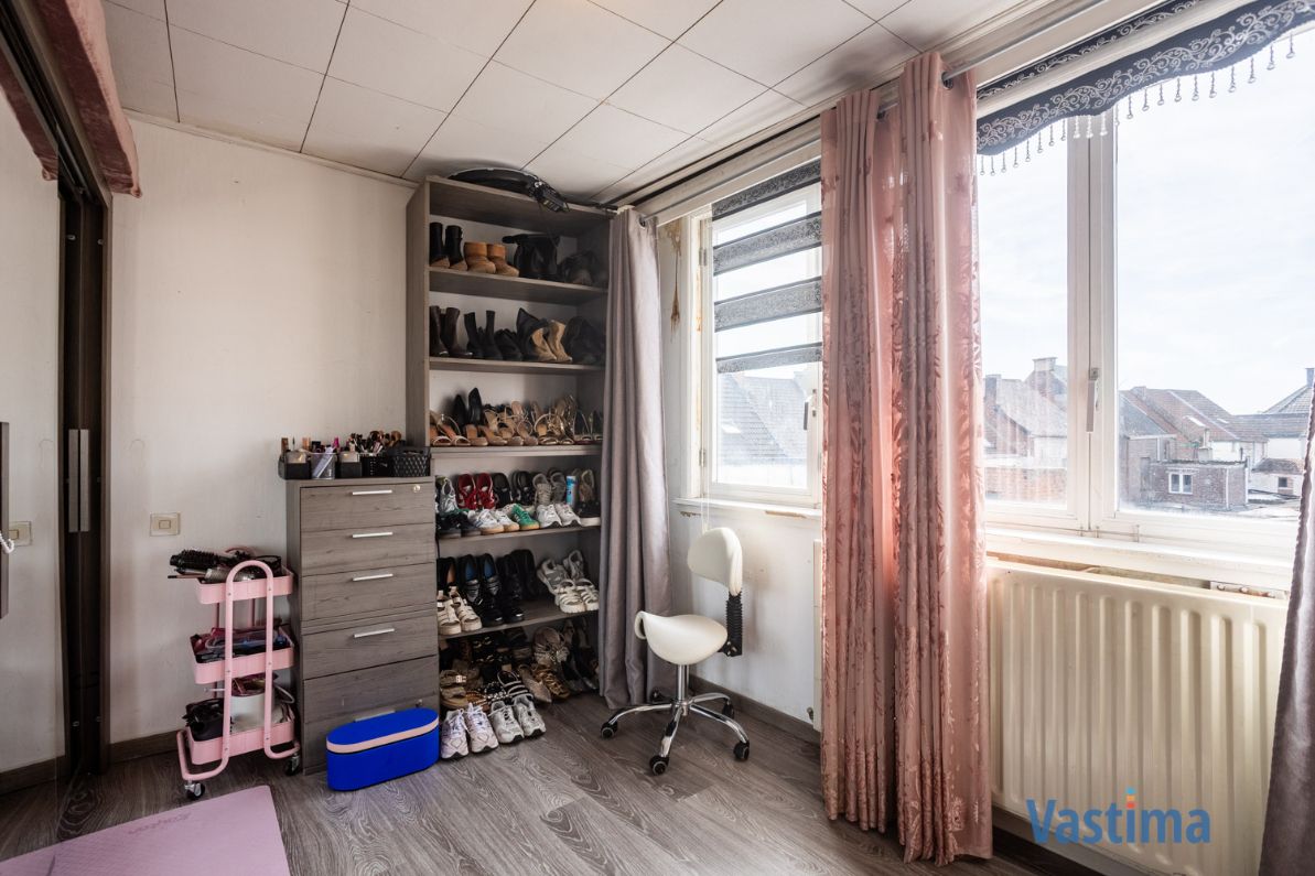 Twee aanpalende woningen met loods nabij centrum Aalst – ideaal voor wonen, werken of project foto 12