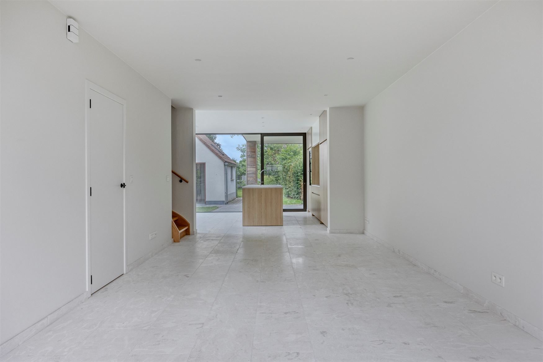 Gerenoveerde woning foto 4