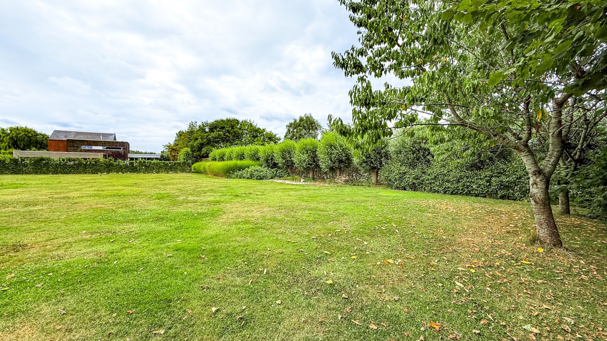 LAATSTE WONING  - Pastoriestijl - nieuwbouw&nbsp;met 4 slpk, en GROTE Zuidgerichte tuin te Oedelem - OPP; 853 m² foto 4