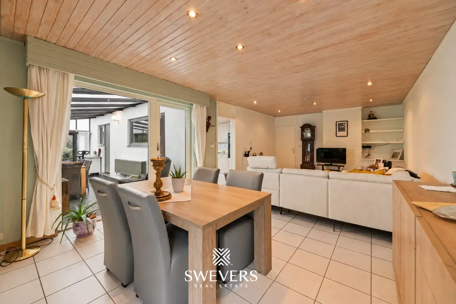 Karaktervolle gelijkvloerse woning met 3 slaapkamers, veranda en tuin in Heusden-Zolder foto 6