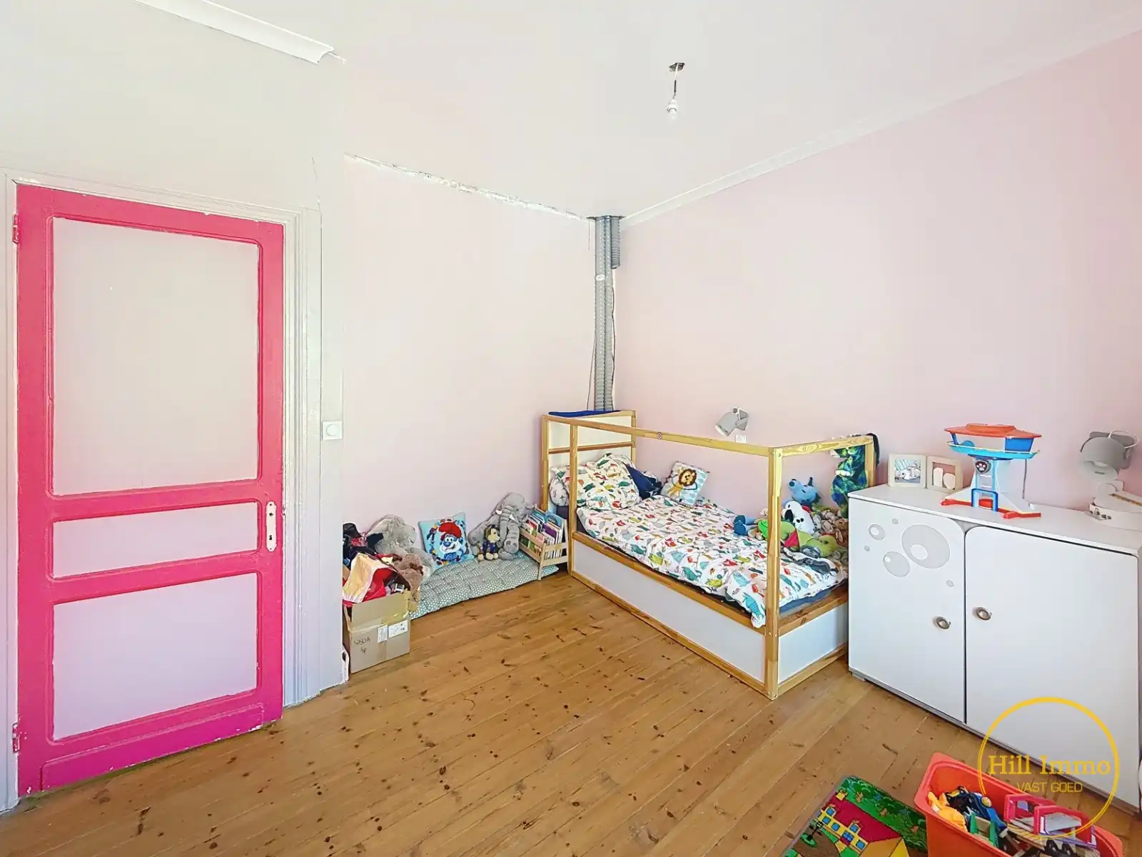 Gerenoveerde rijwoning met 5 slaapkamers in Nieuwkerke (Heuvelland) foto 15