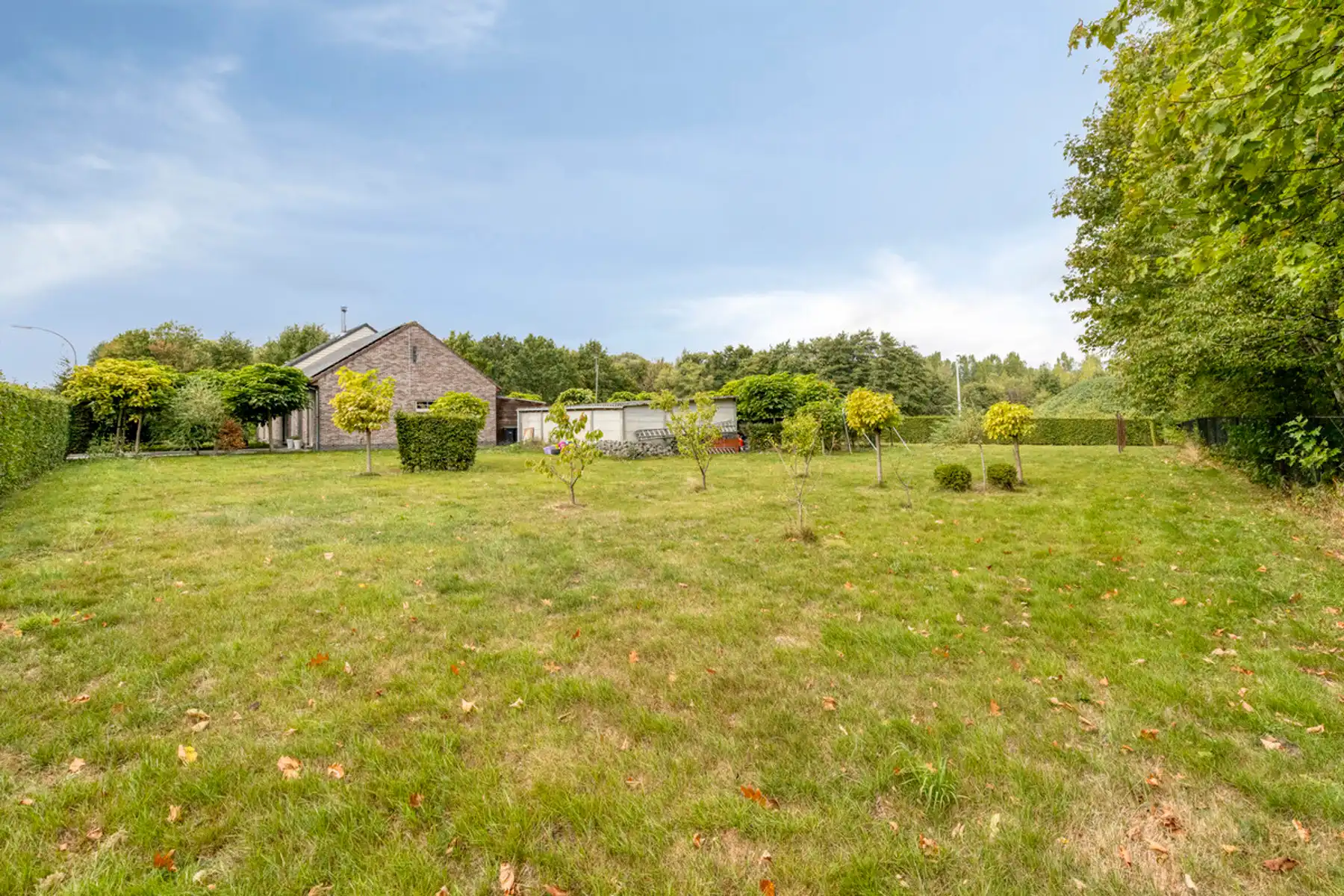 Open bebouwing met 4 slaapkamers op 29a 88ca foto 2