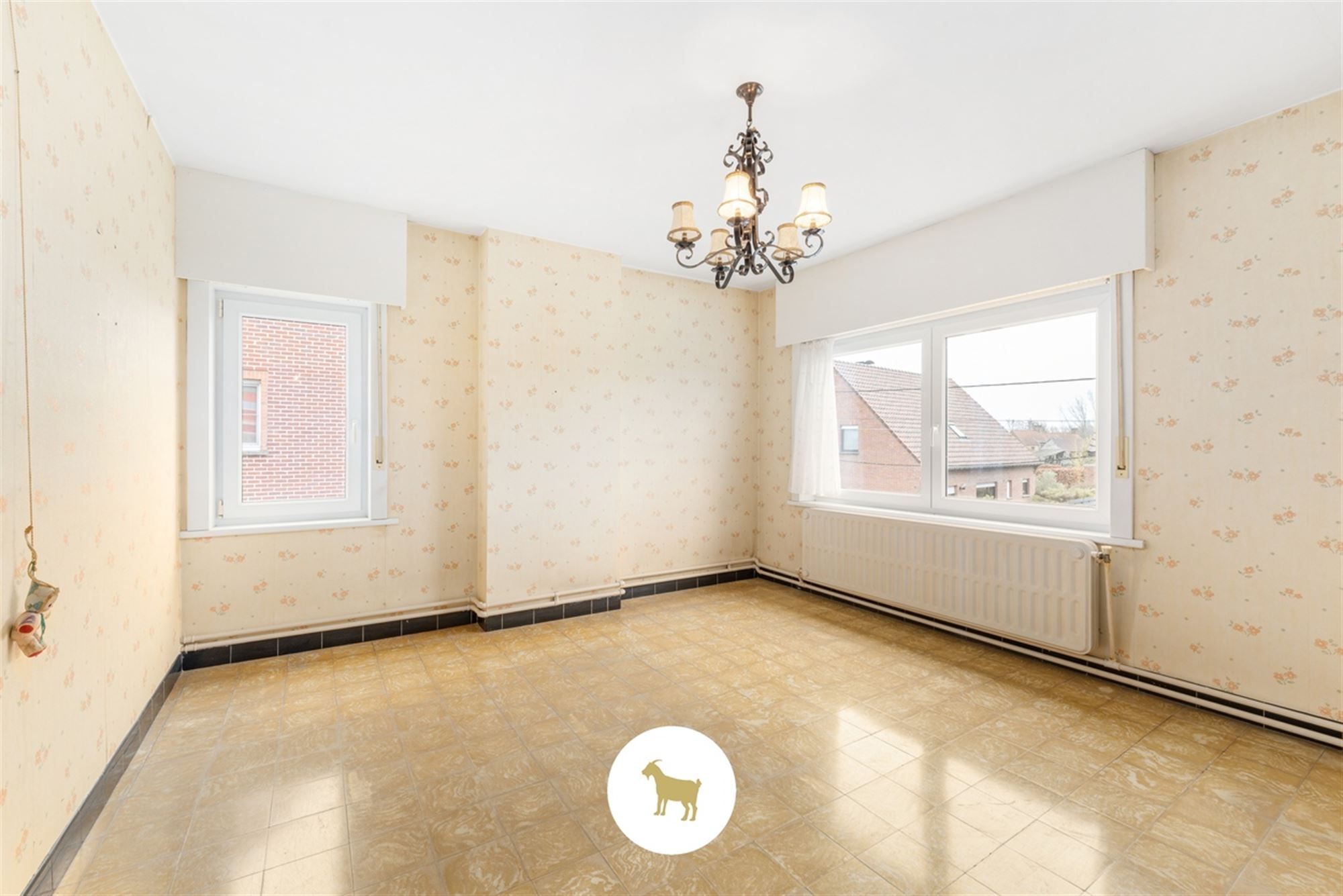 Te renoveren HALFOPEN WONING met 3 SLAAPKAMERS en GARAGE op een ruim PERCEEL GROND van 843m² foto 15