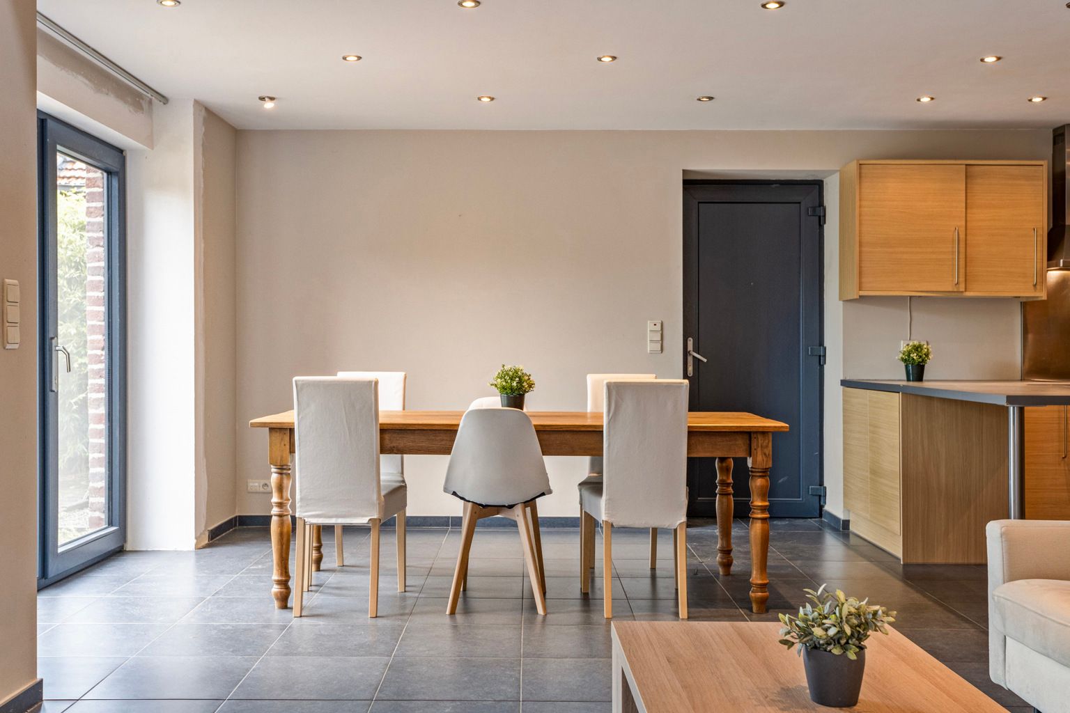 GERENOVEERDE WONING MET TUIN IN BOUTERSEM foto 5